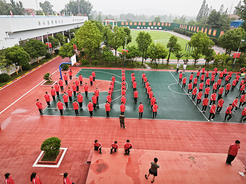 如何帮助孩子从“网瘾少年”到自信学霸？