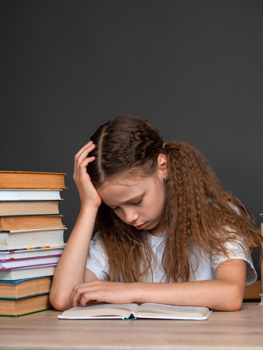 孩子叛逆不想上学了，家长应该怎么教育？
