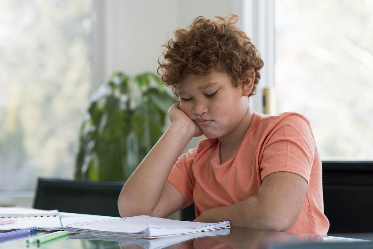 孩子叛逆不听话怎么办？孩子叛逆期怎么教育？